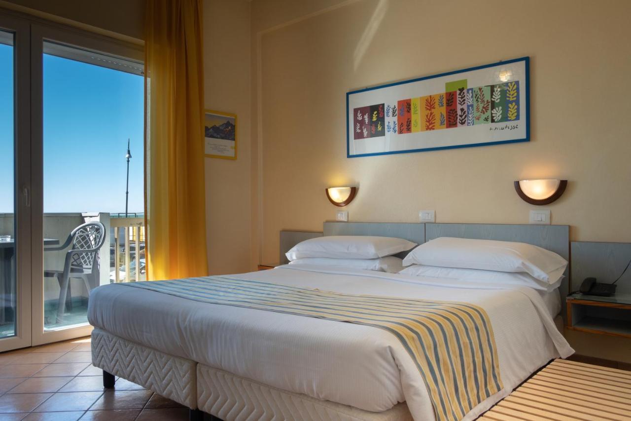 Hotel Ping Pong Ostie Extérieur photo